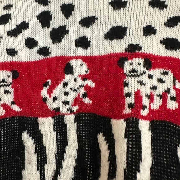 🖤 Red, black, and white animal ugly sweater + FREE GIFT! - Picture 3 of 6